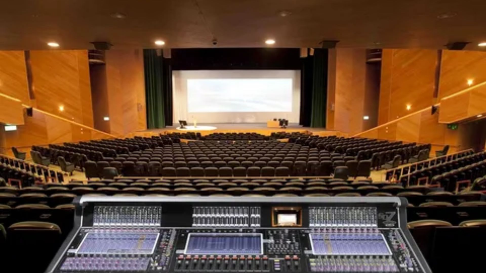 The Role of AV Systems in Captivating Audiences